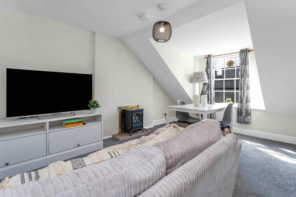 Stylish 1 Bedroom Apartment إدنبرة المظهر الخارجي الصورة